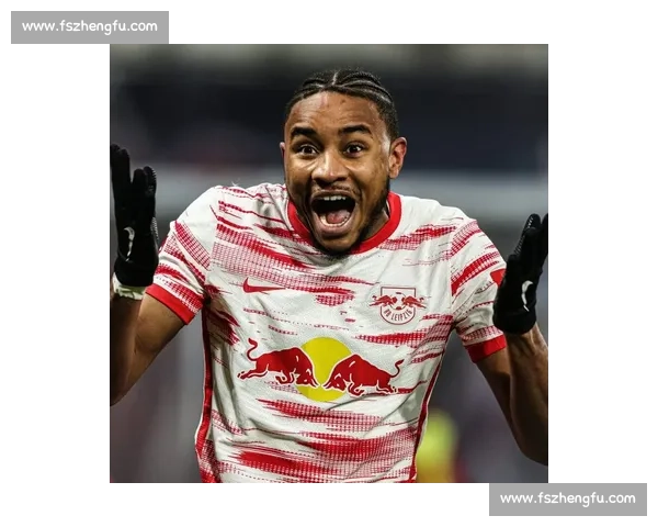 恩昆库：与马雷斯卡畅聊意甲 气球庆祝藏父子温情