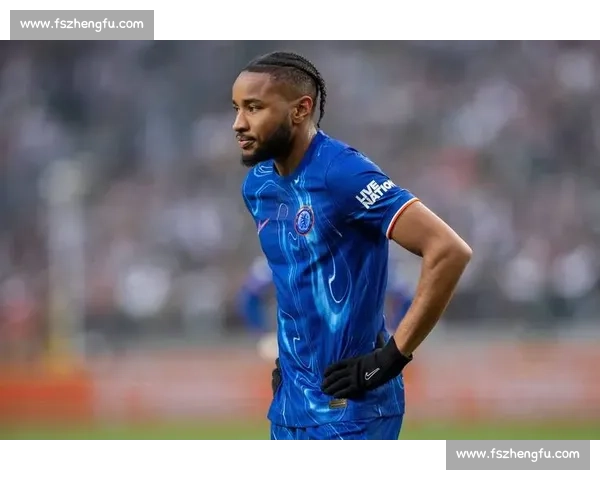 恩昆库：与马雷斯卡畅聊意甲 气球庆祝藏父子温情